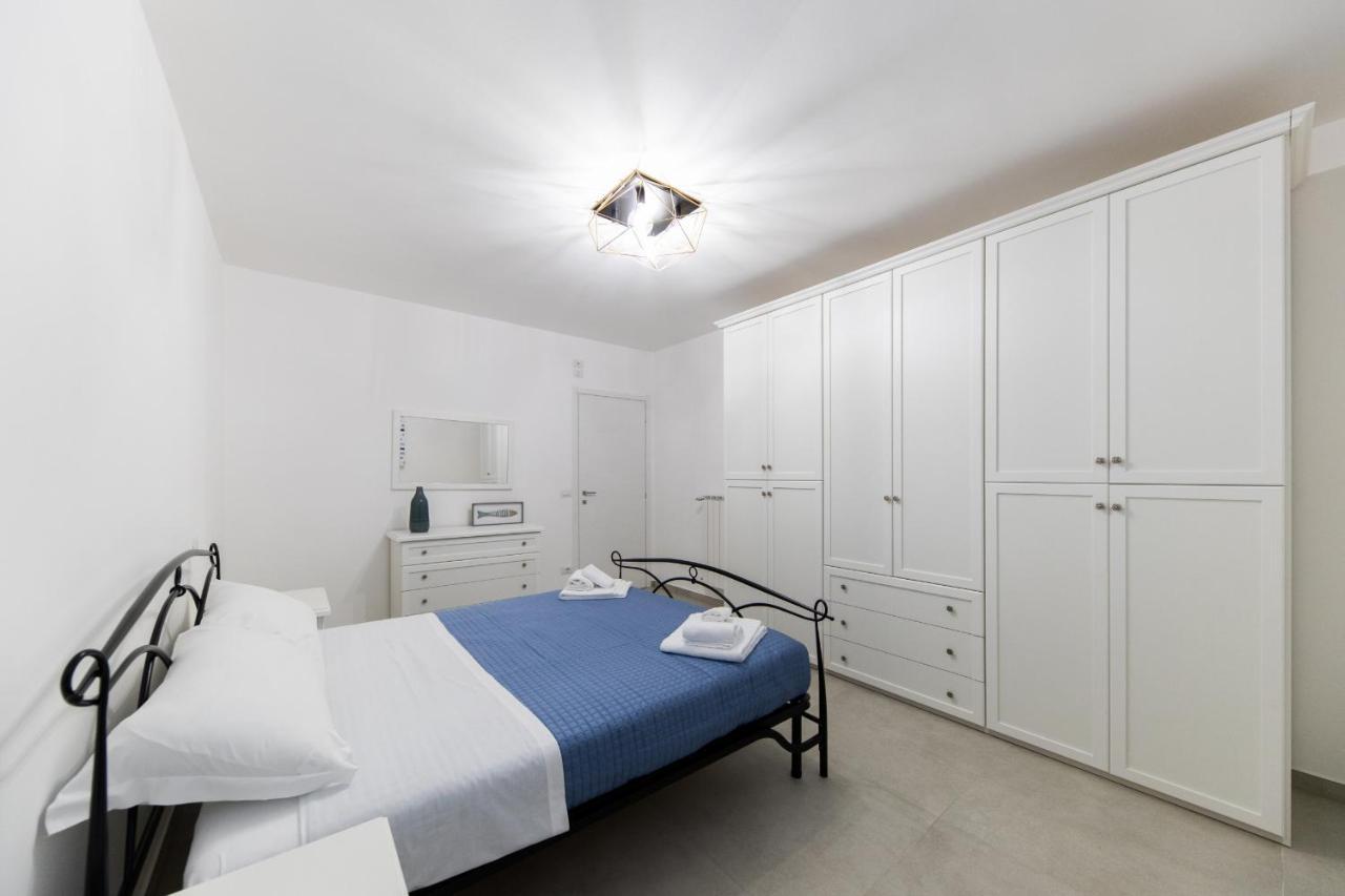 Plume Apartment By Wonderful Italy Бари Екстериор снимка
